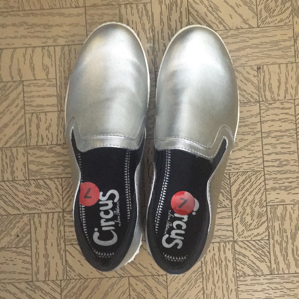 Size 7 Women’s shoes, Brand Circus by Sam Edelman, silver in colour